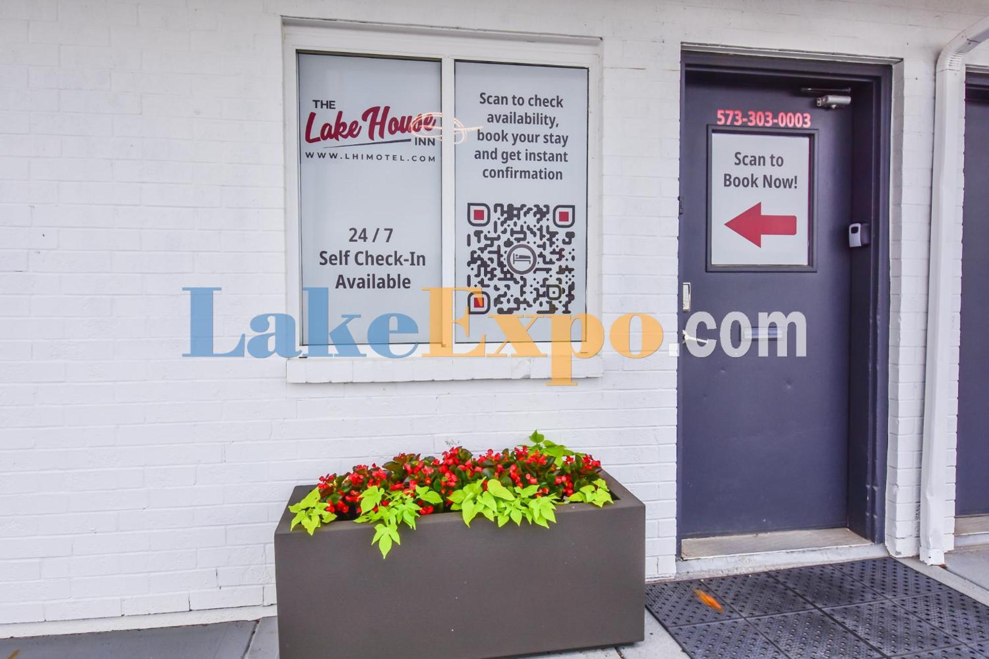 Laurie The Lake House Inn المظهر الخارجي الصورة